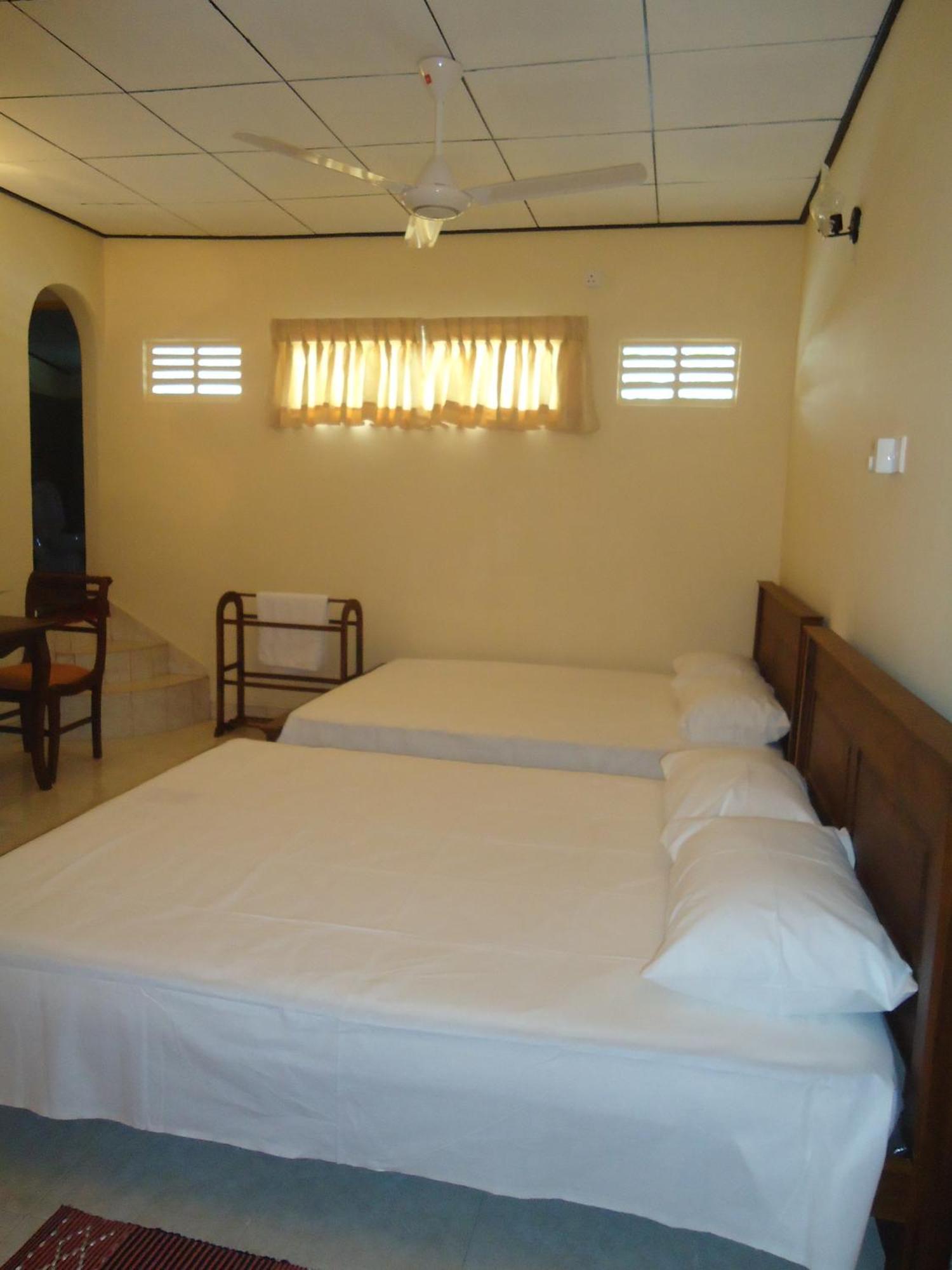 קאדוולה Guest House מראה חיצוני תמונה